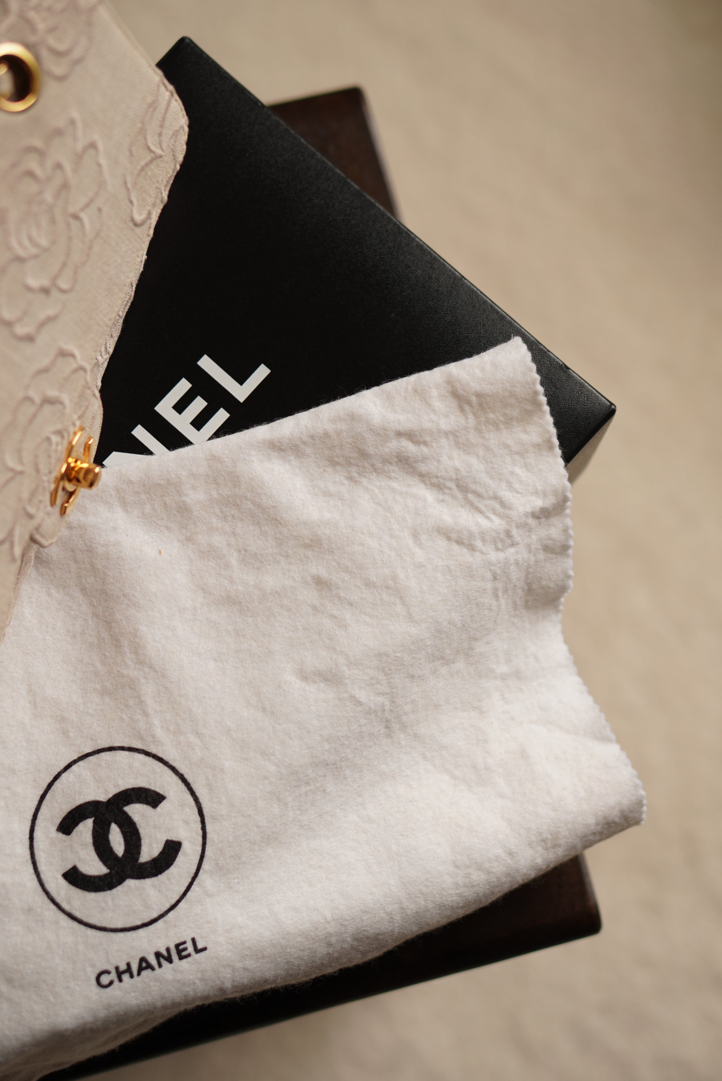 CHANEL CLASSIC CAMELLIA MEDIUM DOUBLE FLAP