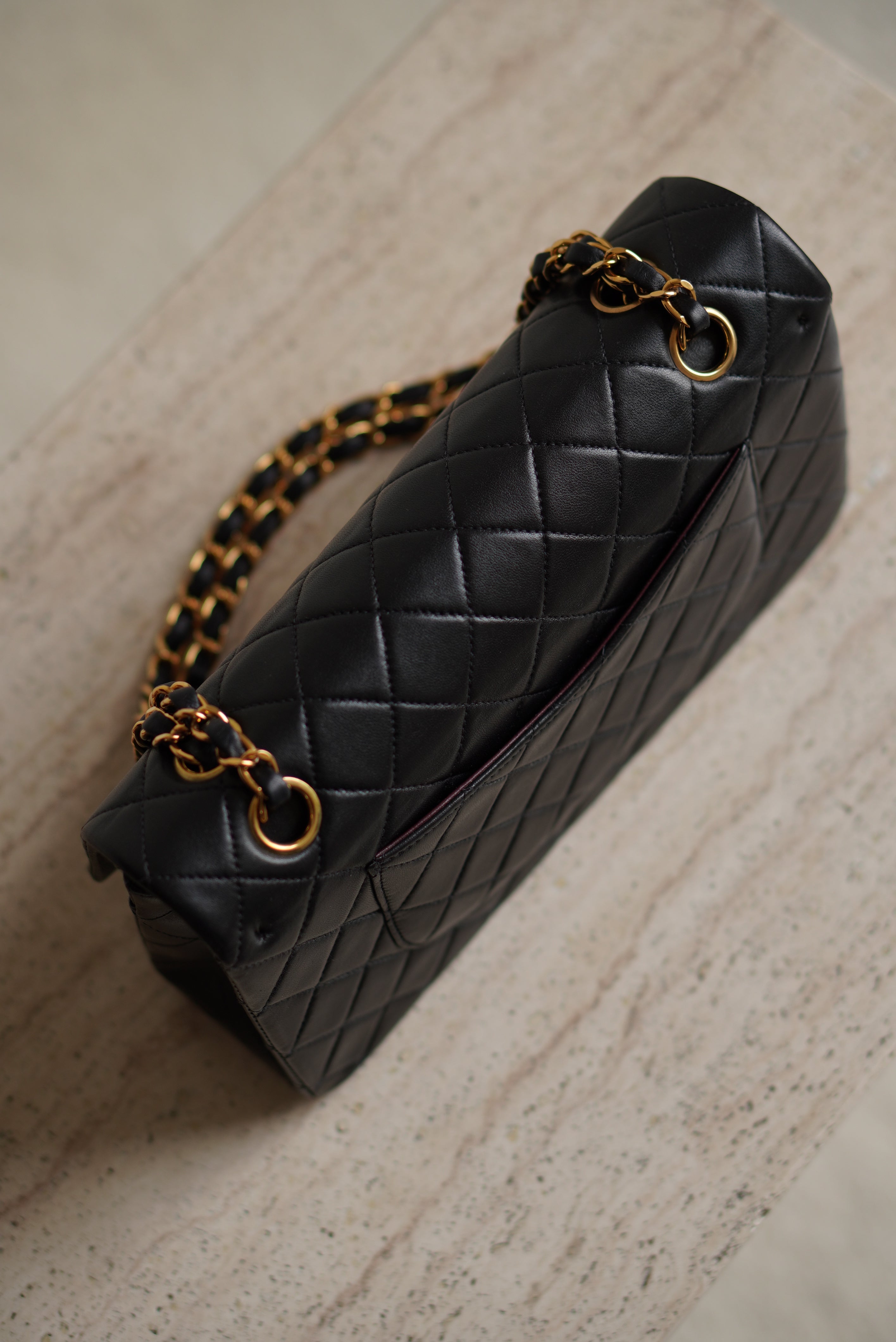 CHANEL CLASSIC MEDIUM DOUBLE FLAP