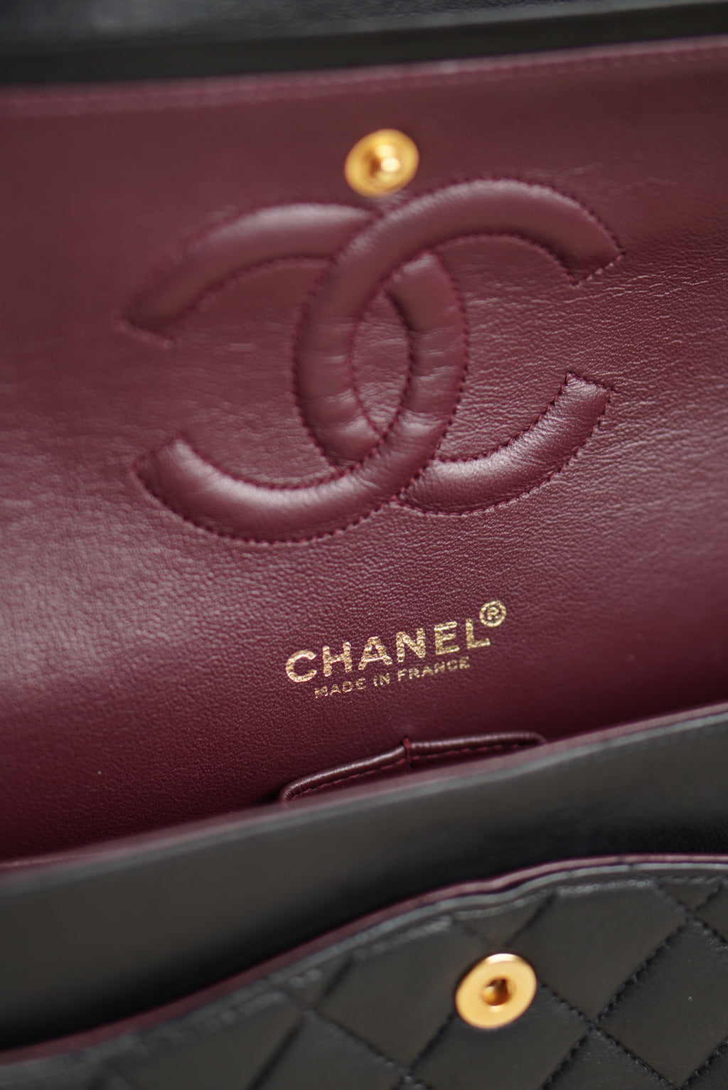 CHANEL CLASSIC MEDIUM DOUBLE FLAP