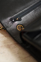 CHANEL CLASSIC MEDIUM DOUBLE FLAP