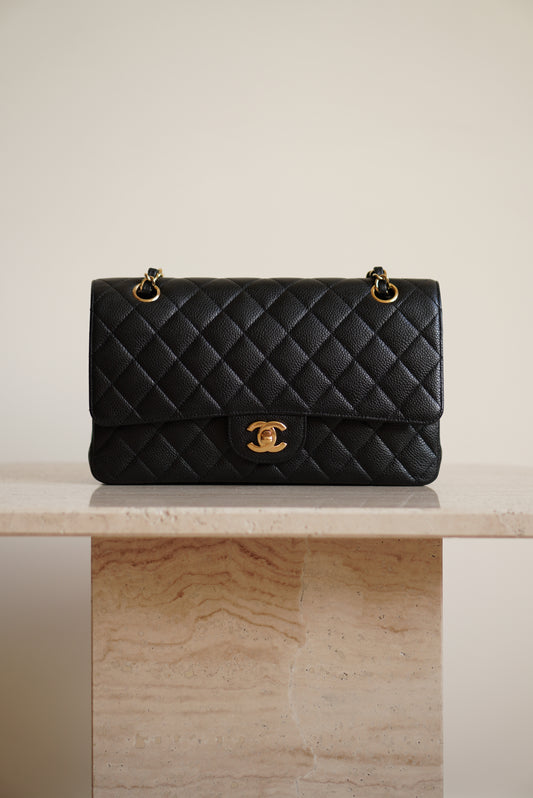 CHANEL CLASSIC MEDIUM DOUBLE FLAP