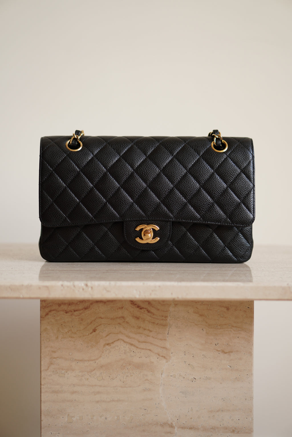 CHANEL CLASSIC MEDIUM DOUBLE FLAP