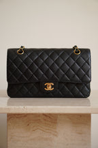 CHANEL CLASSIC MEDIUM DOUBLE FLAP