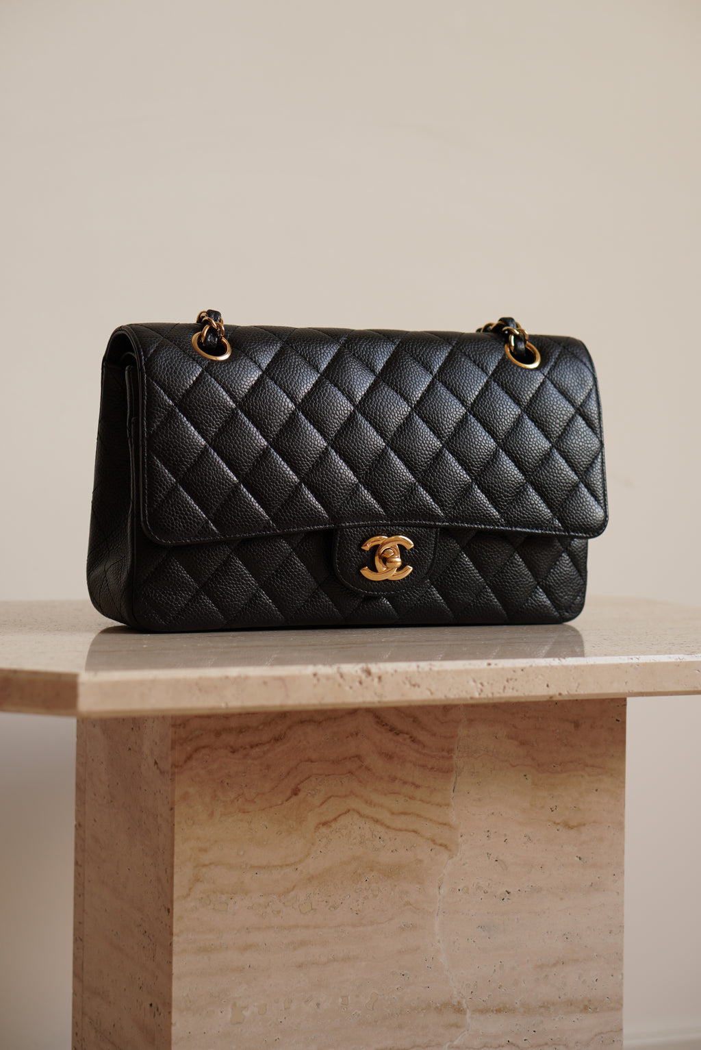 CHANEL CLASSIC MEDIUM DOUBLE FLAP