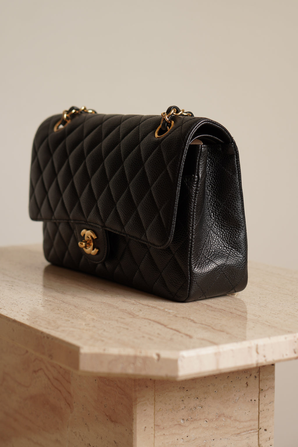 CHANEL CLASSIC MEDIUM DOUBLE FLAP