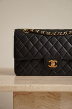 CHANEL CLASSIC MEDIUM DOUBLE FLAP
