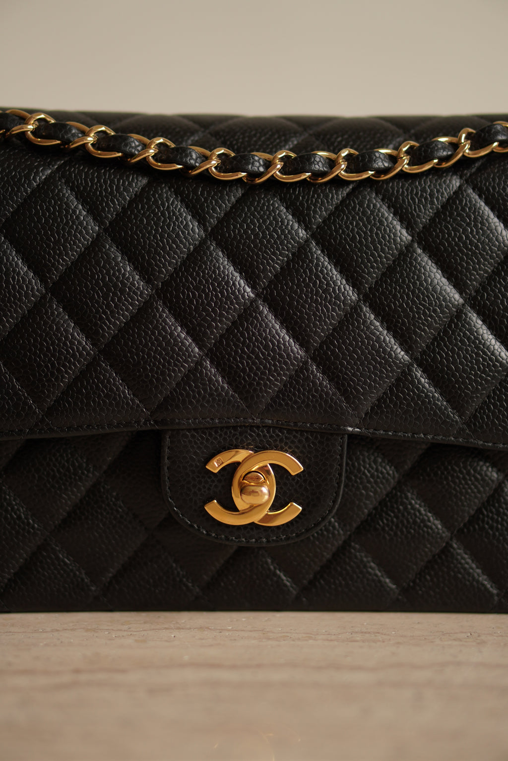 CHANEL CLASSIC MEDIUM DOUBLE FLAP