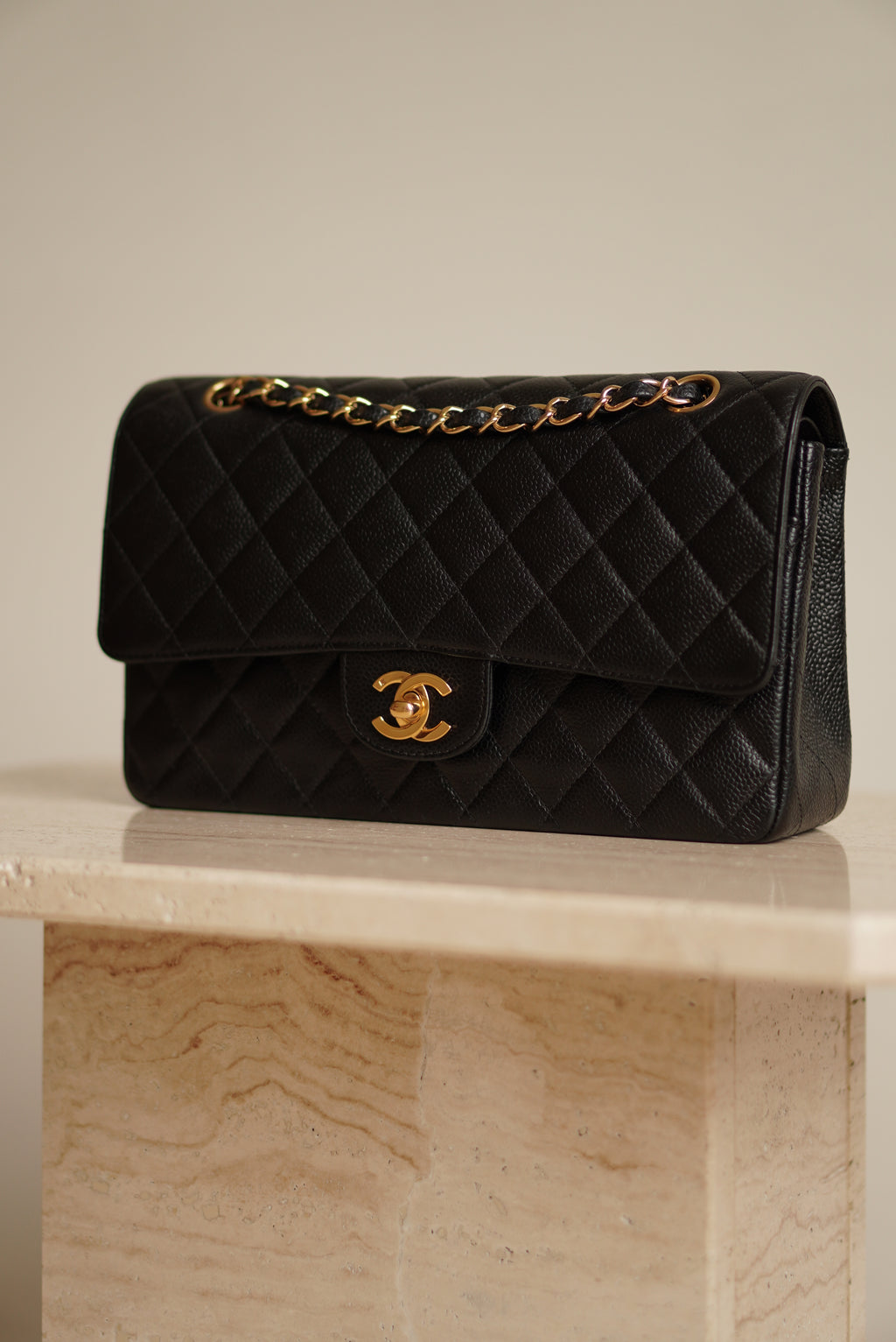 CHANEL CLASSIC MEDIUM DOUBLE FLAP