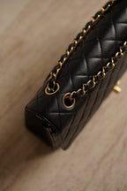 CHANEL CLASSIC MEDIUM DOUBLE FLAP