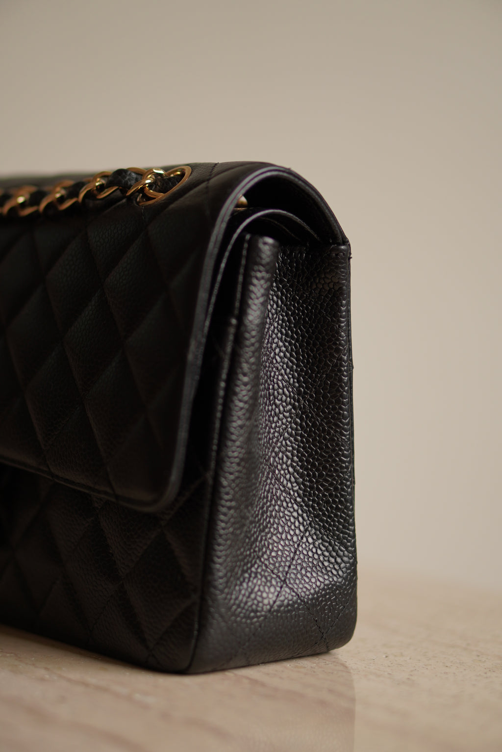 CHANEL CLASSIC MEDIUM DOUBLE FLAP