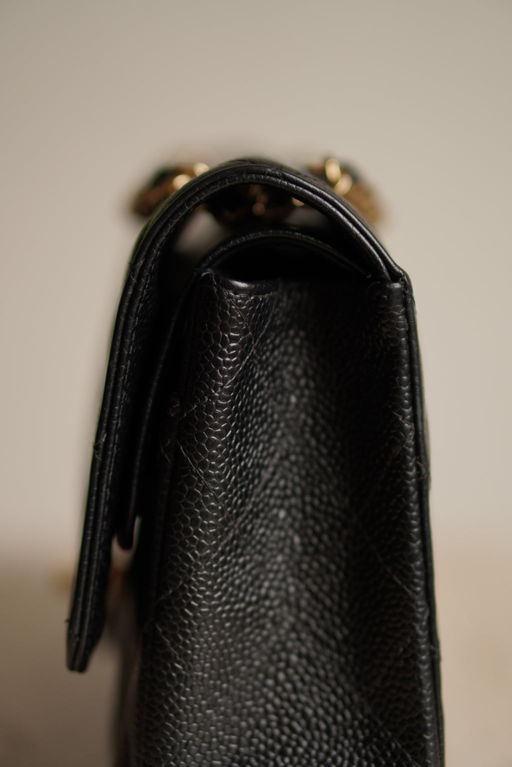 CHANEL CLASSIC MEDIUM DOUBLE FLAP