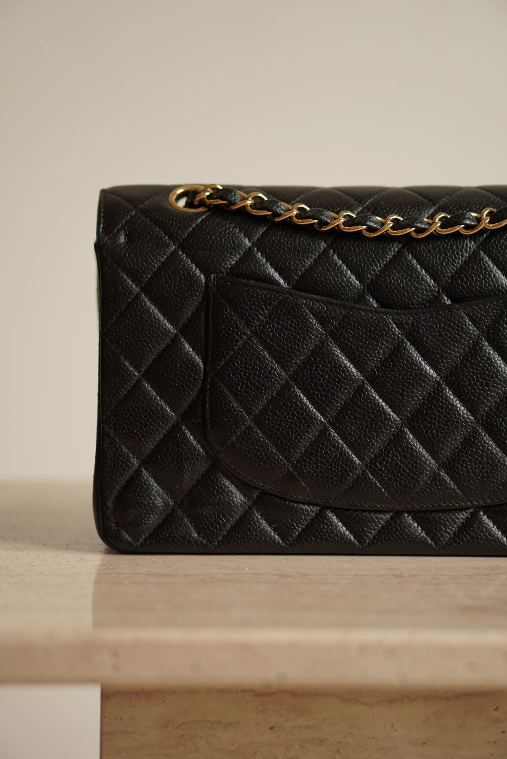 CHANEL CLASSIC MEDIUM DOUBLE FLAP