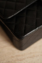 CHANEL CLASSIC MEDIUM DOUBLE FLAP