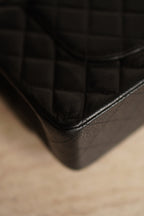 CHANEL CLASSIC MEDIUM DOUBLE FLAP
