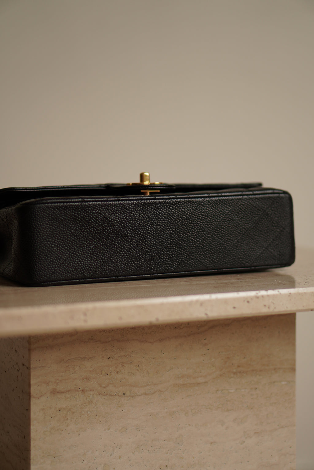 CHANEL CLASSIC MEDIUM DOUBLE FLAP