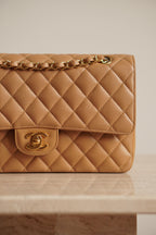 CHANEL CLASSIC MEDIUM DOUBLE FLAP