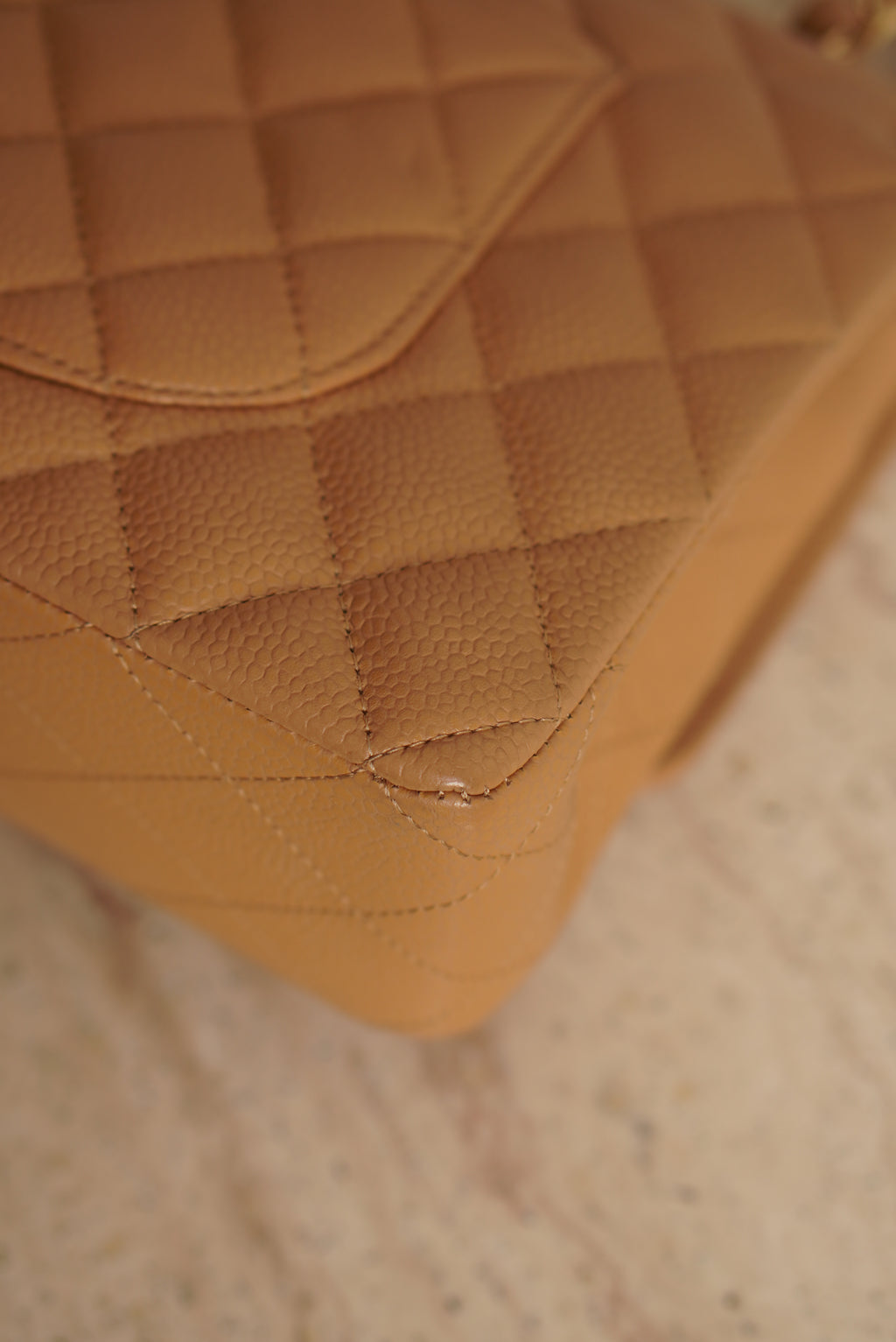 CHANEL CLASSIC MEDIUM DOUBLE FLAP
