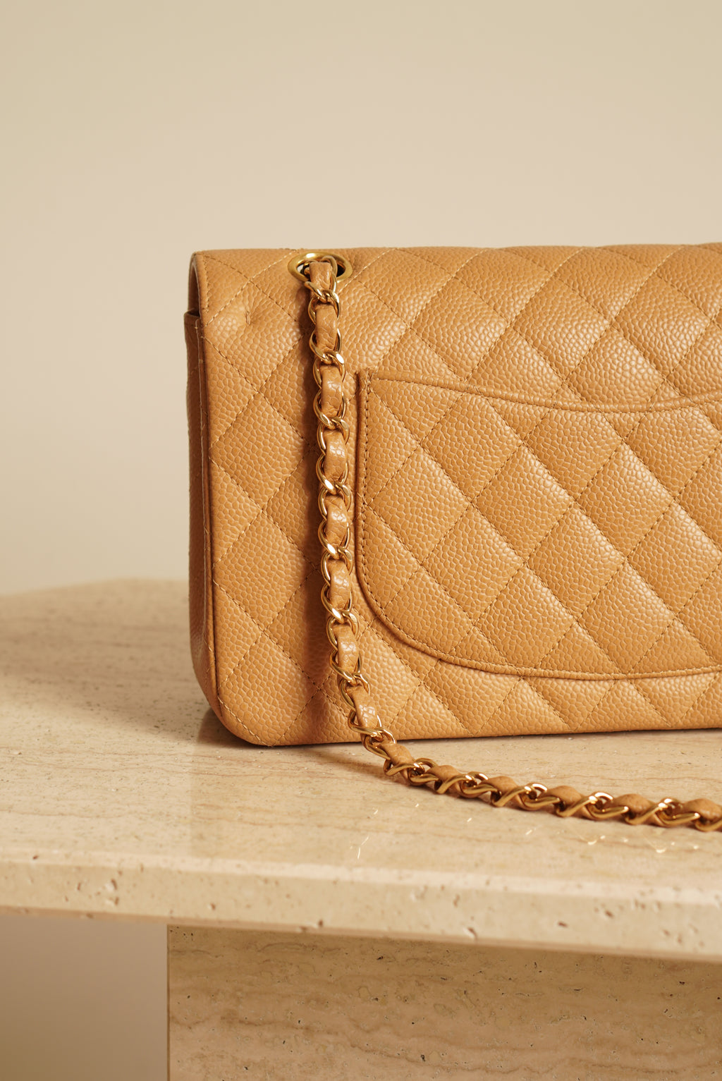 CHANEL CLASSIC MEDIUM DOUBLE FLAP | BEIGE