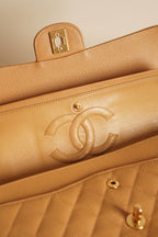 CHANEL CLASSIC MEDIUM DOUBLE FLAP | BEIGE