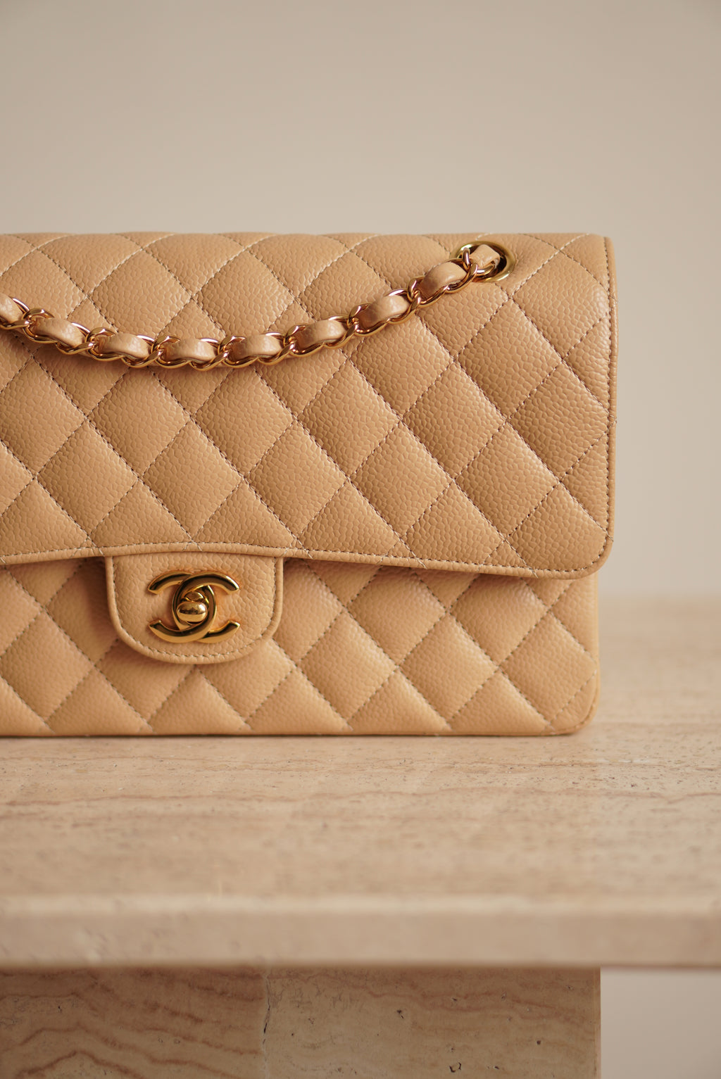 CHANEL CLASSIC MEDIUM DOUBLE FLAP | BEIGE
