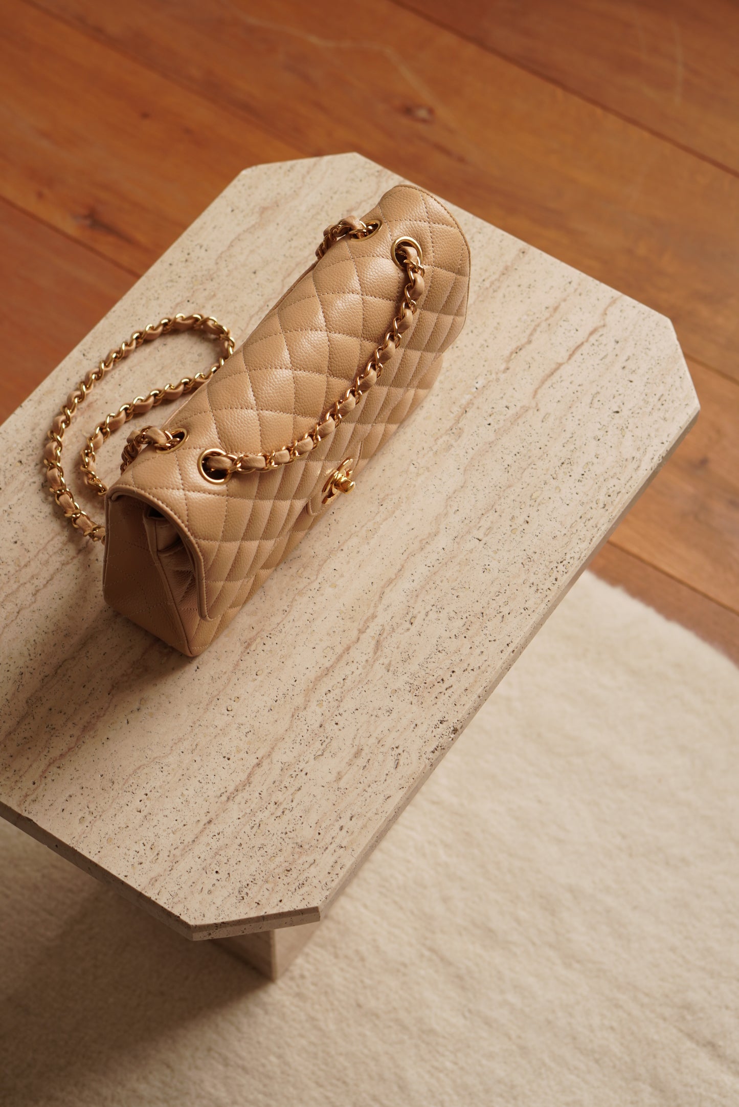CHANEL CLASSIC MEDIUM DOUBLE FLAP | BEIGE
