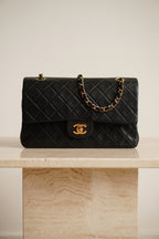 CHANEL CLASSIC MEDIUM DOUBLE FLAP