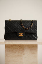 CHANEL CLASSIC MEDIUM DOUBLE FLAP