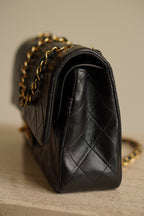CHANEL CLASSIC MEDIUM DOUBLE FLAP