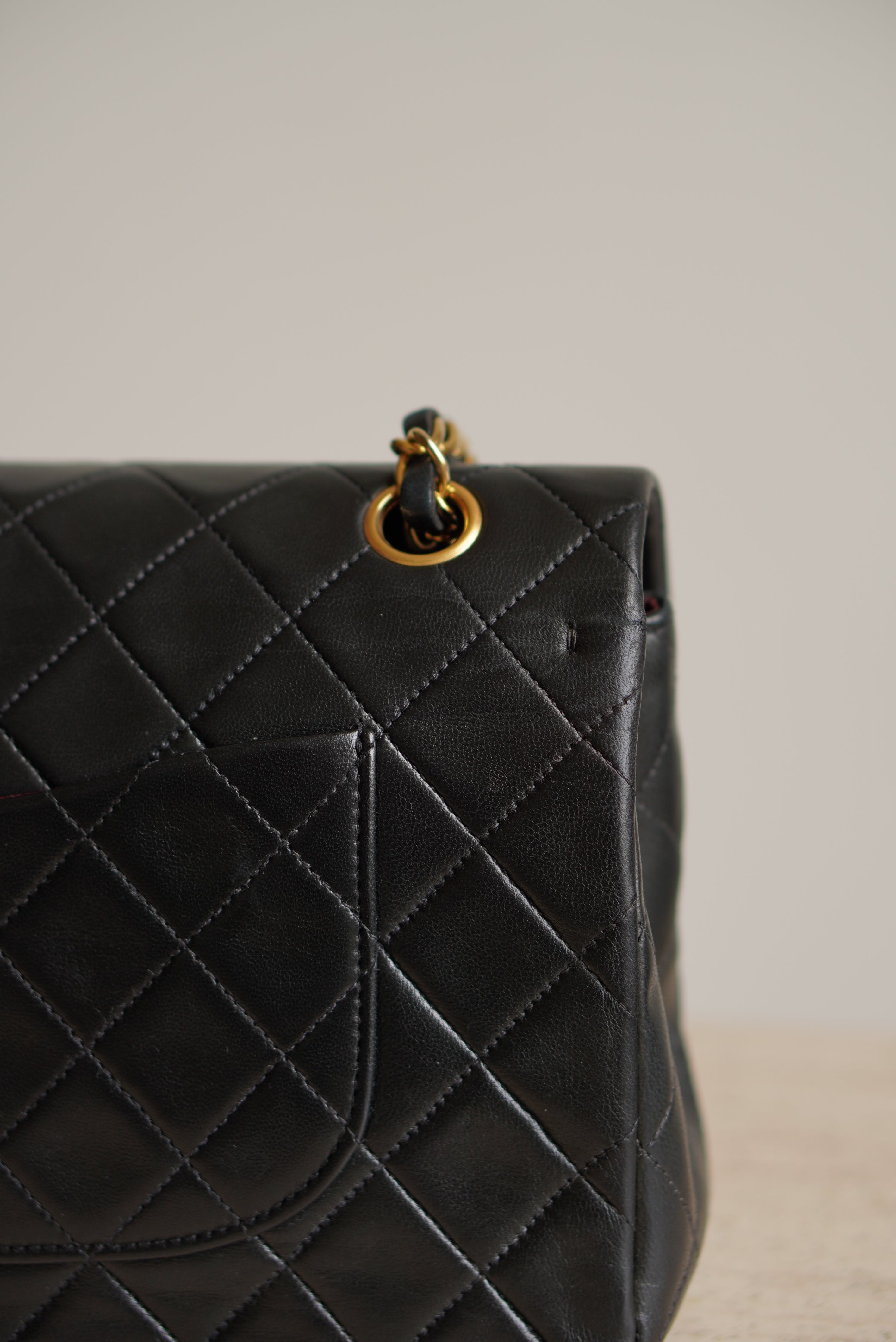 CHANEL CLASSIC MEDIUM DOUBLE FLAP