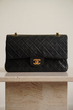 CHANEL CLASSIC MEDIUM DOUBLE FLAP