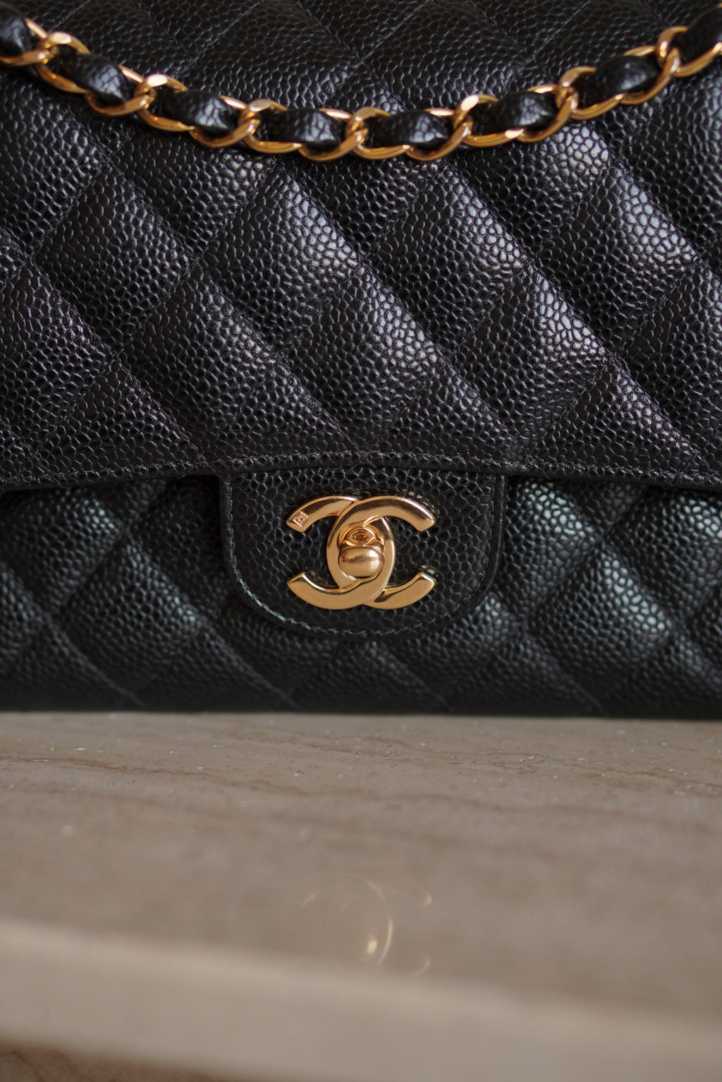 CHANEL CLASSIC MEDIUM DOUBLE FLAP