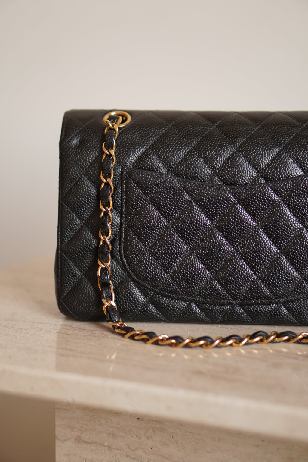 CHANEL CLASSIC MEDIUM DOUBLE FLAP