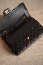 CHANEL CLASSIC MEDIUM DOUBLE FLAP