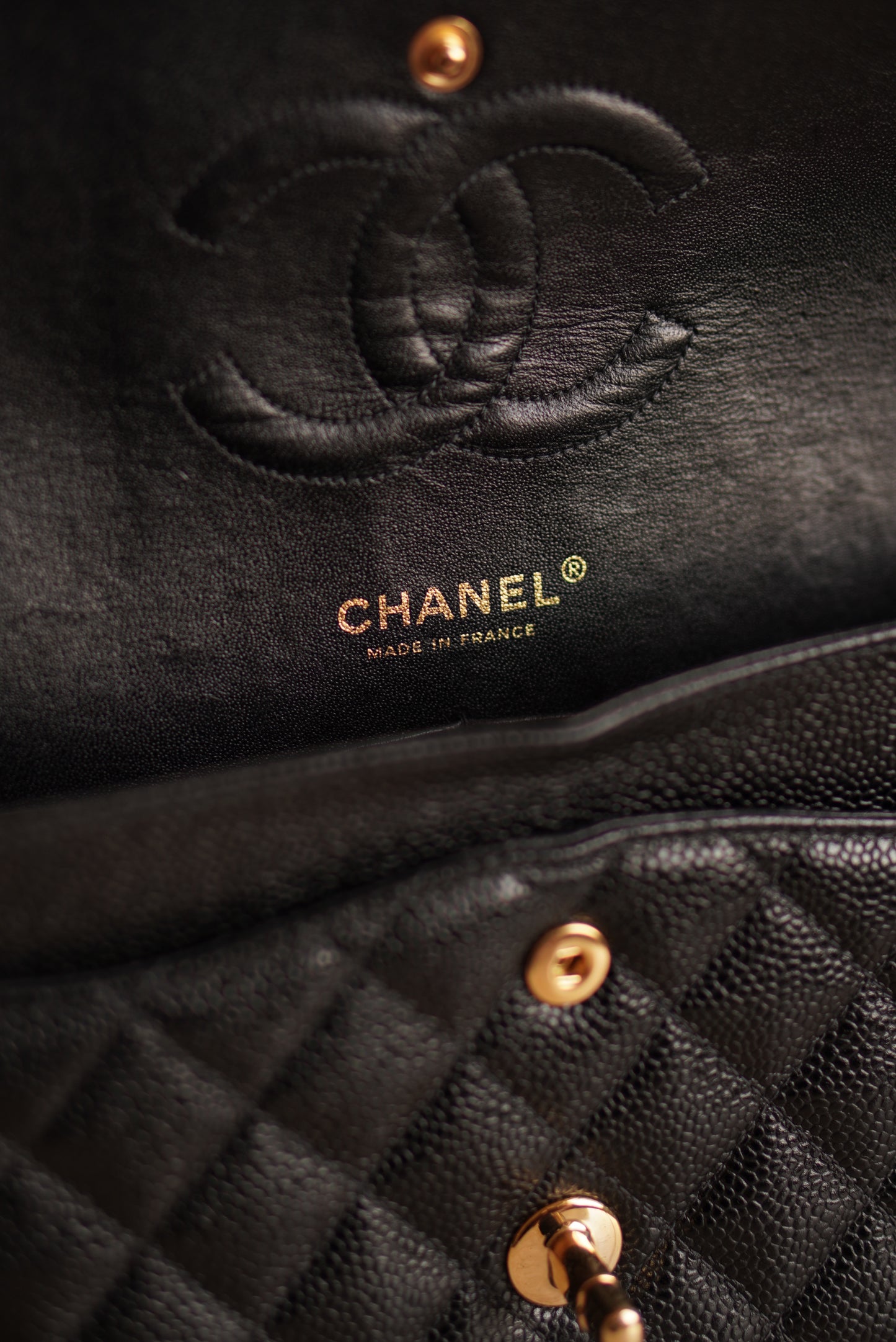 CHANEL CLASSIC MEDIUM DOUBLE FLAP