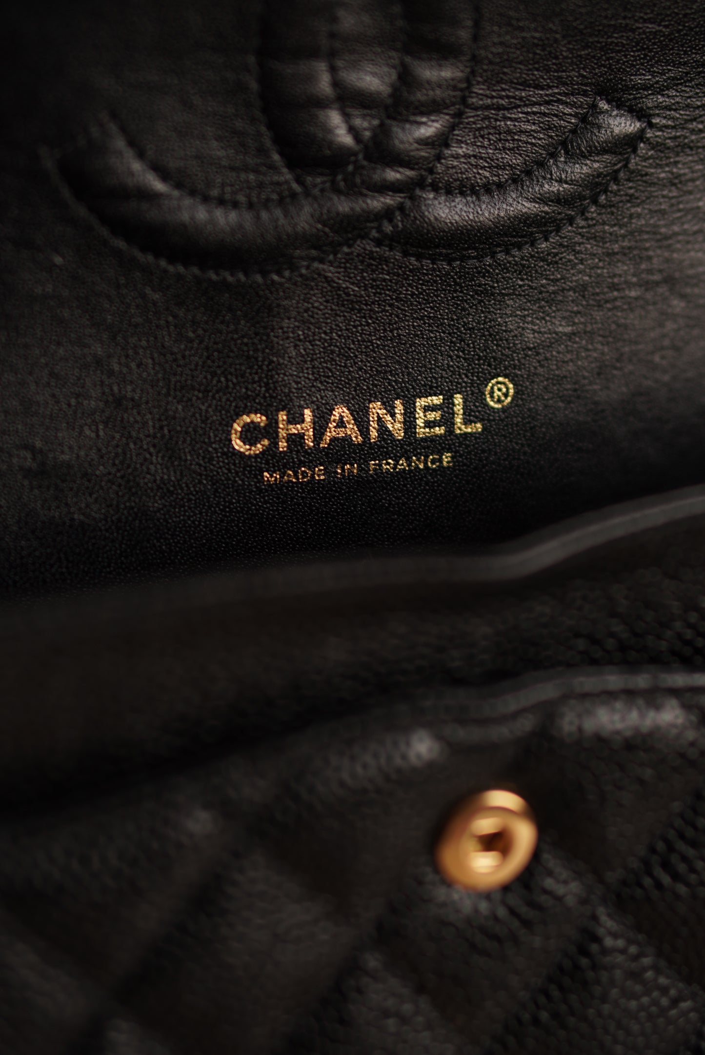 CHANEL CLASSIC MEDIUM DOUBLE FLAP