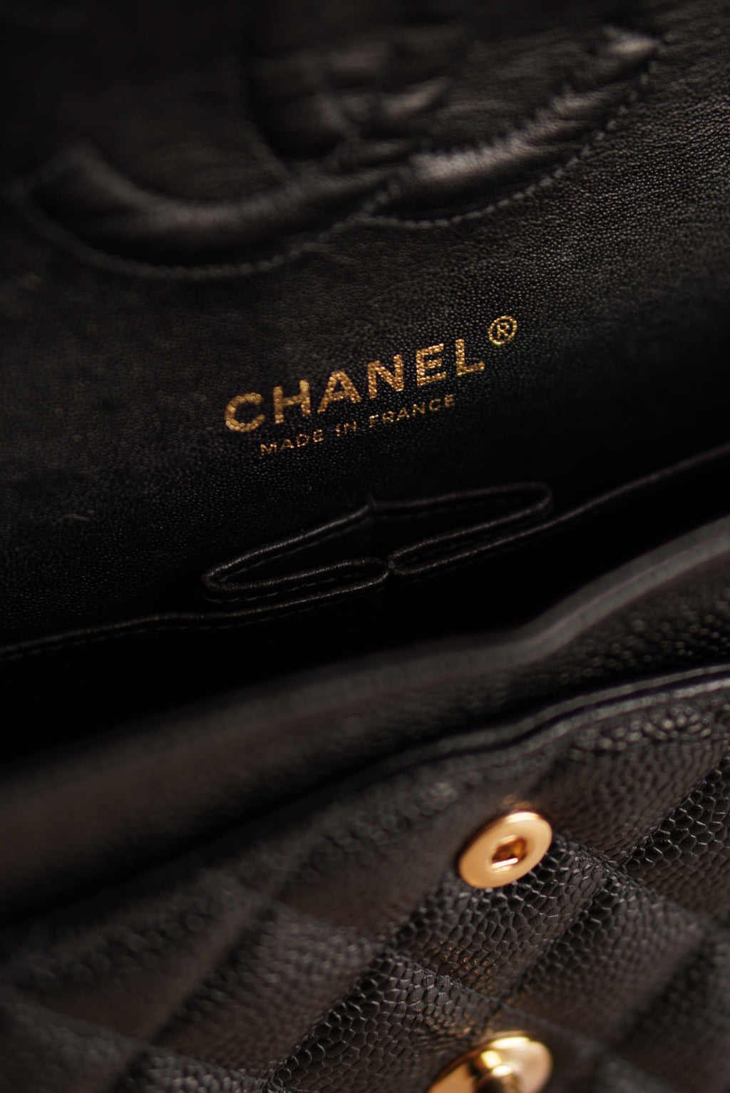 CHANEL CLASSIC MEDIUM DOUBLE FLAP