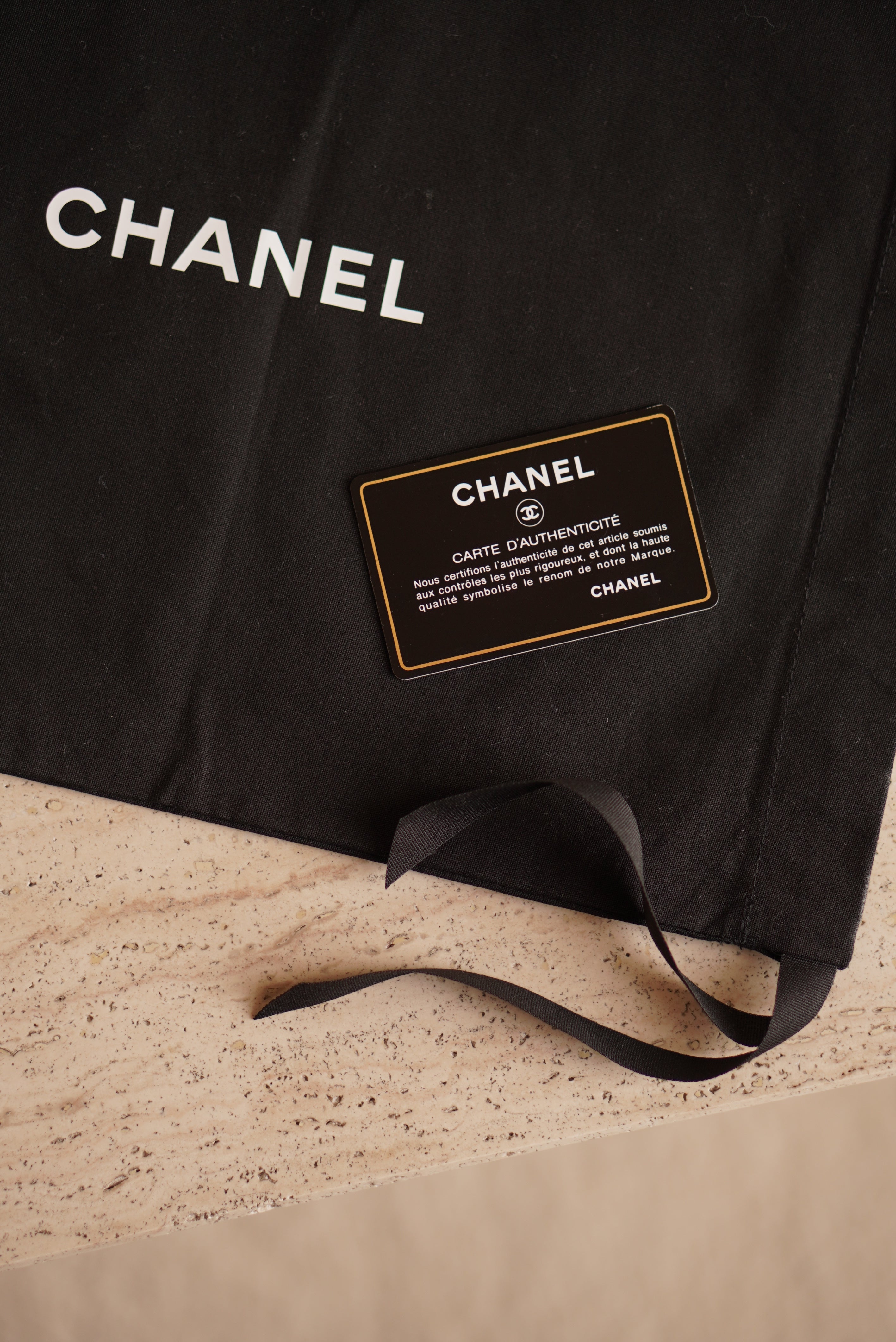 CHANEL CLASSIC MEDIUM DOUBLE FLAP