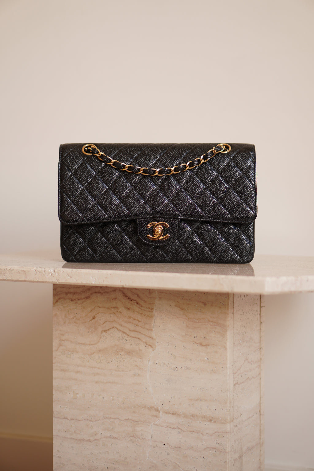 CHANEL CLASSIC MEDIUM DOUBLE FLAP | BLACK