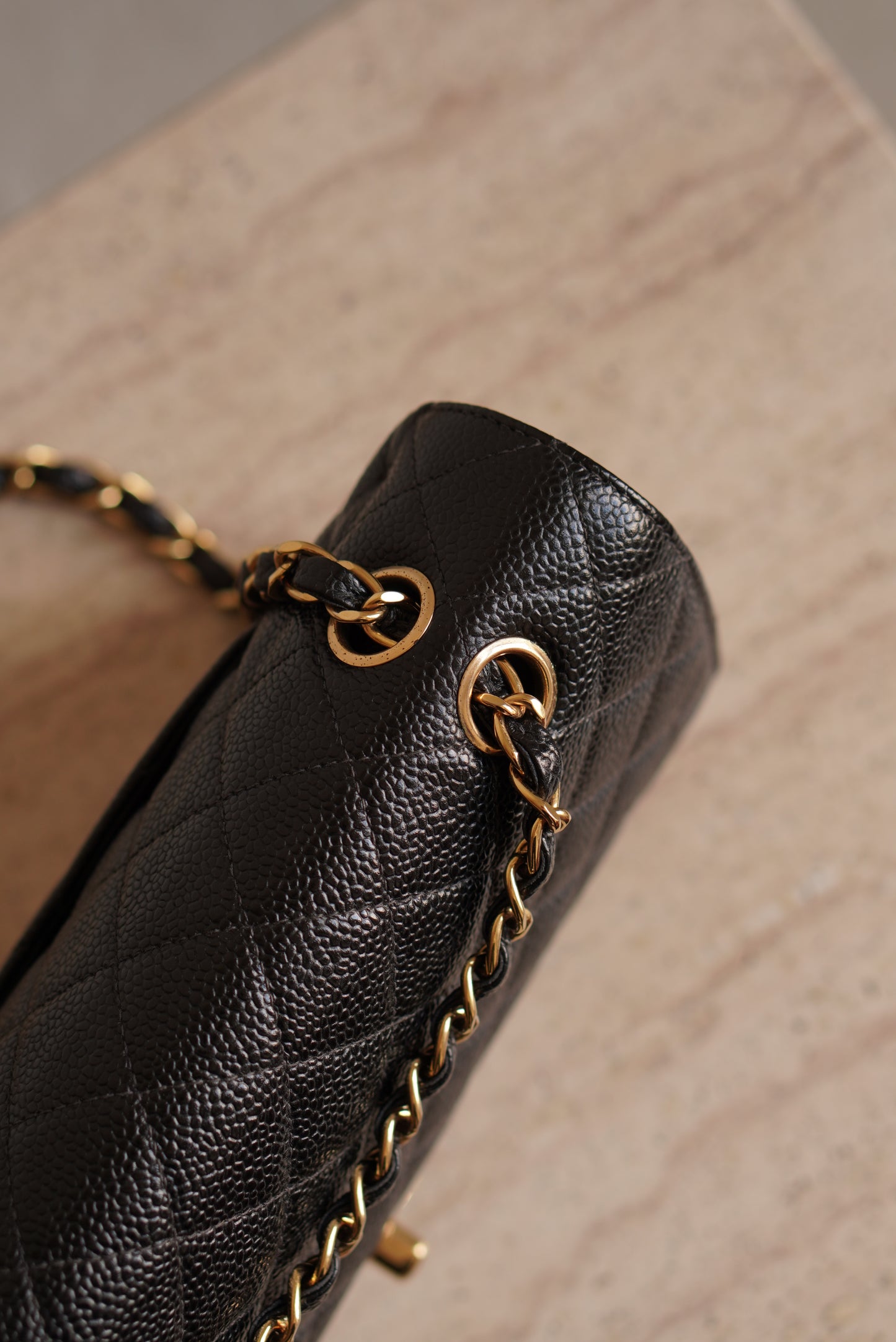 CHANEL CLASSIC MEDIUM DOUBLE FLAP | BLACK