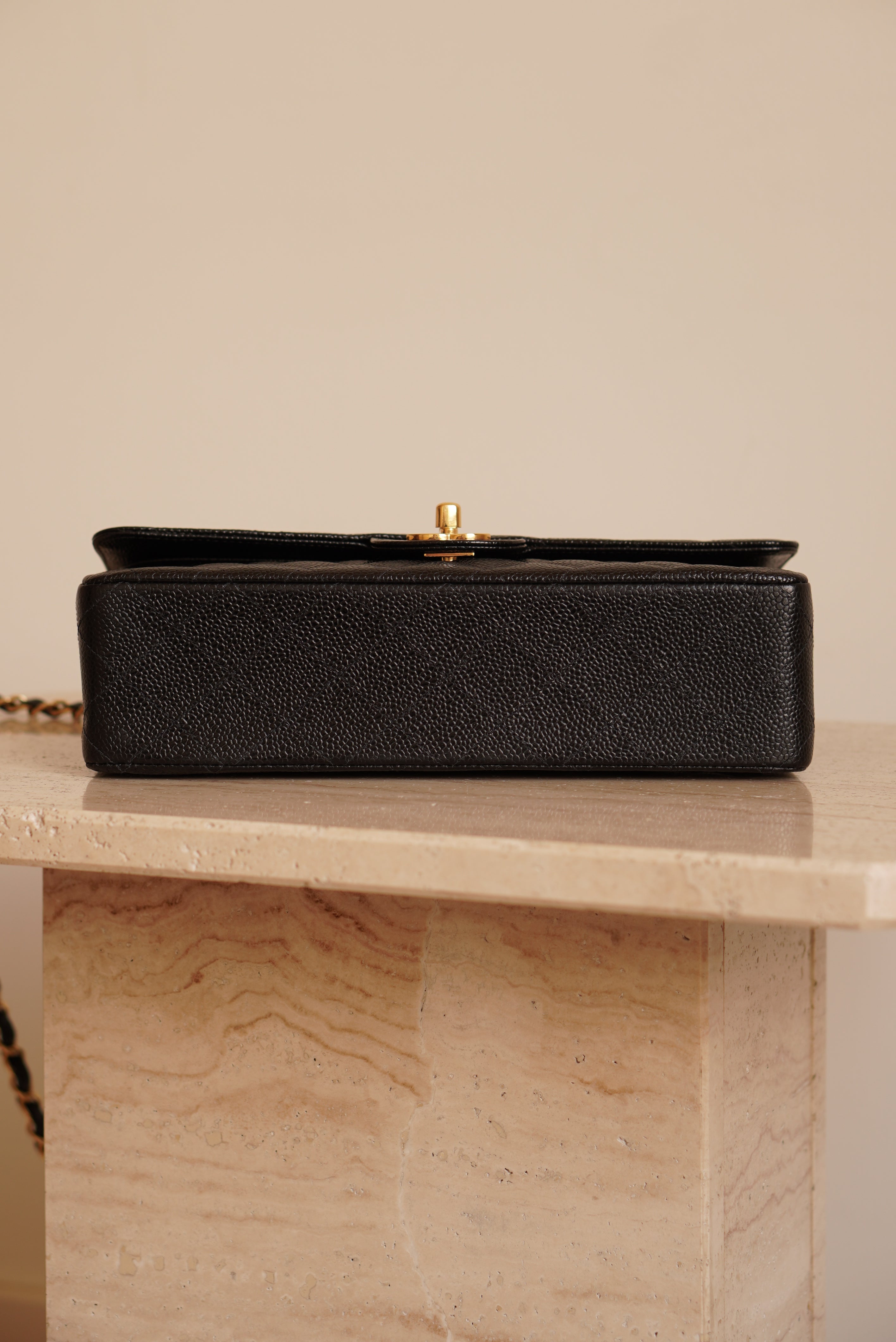 CHANEL CLASSIC MEDIUM DOUBLE FLAP | BLACK