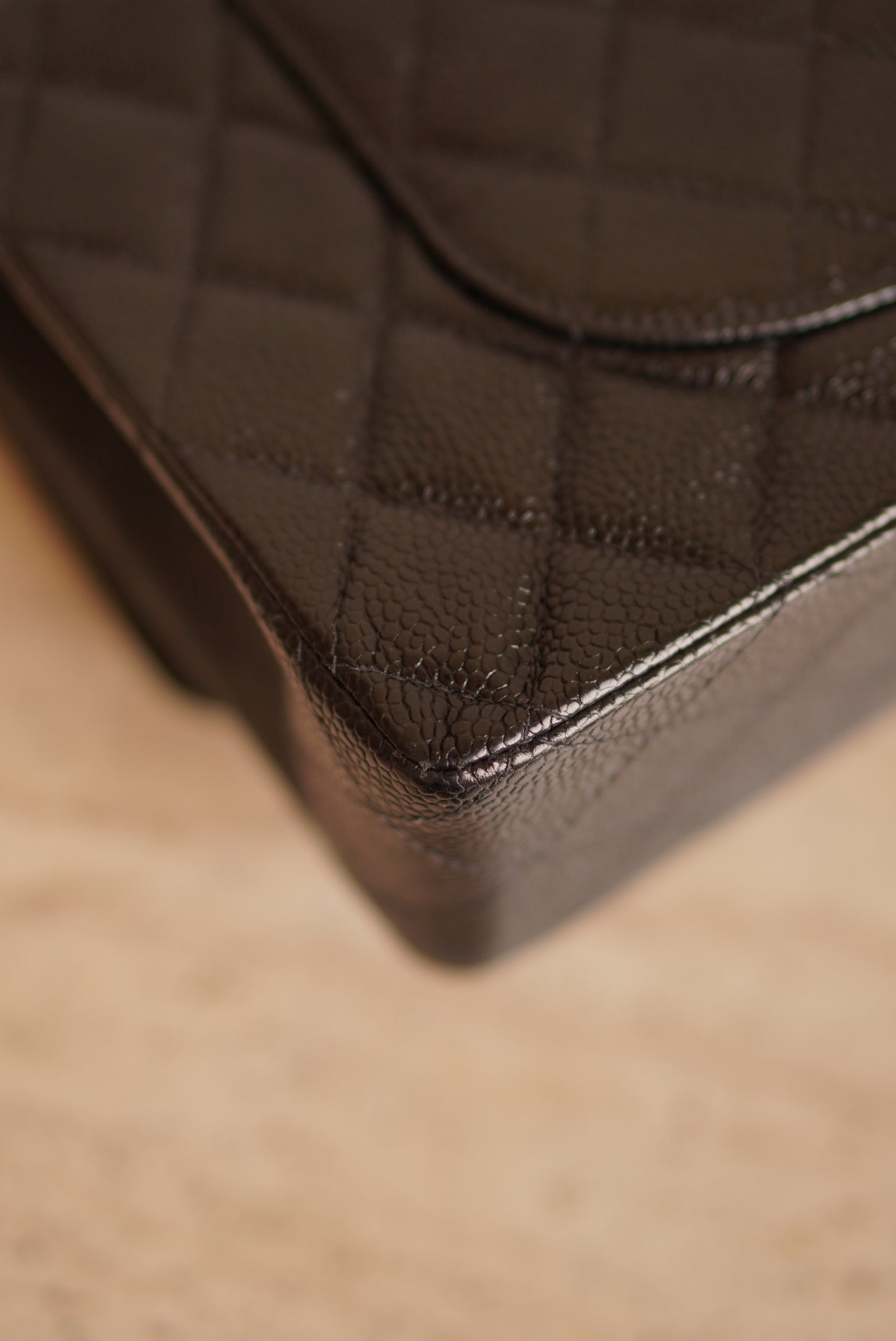 CHANEL CLASSIC MEDIUM DOUBLE FLAP | BLACK