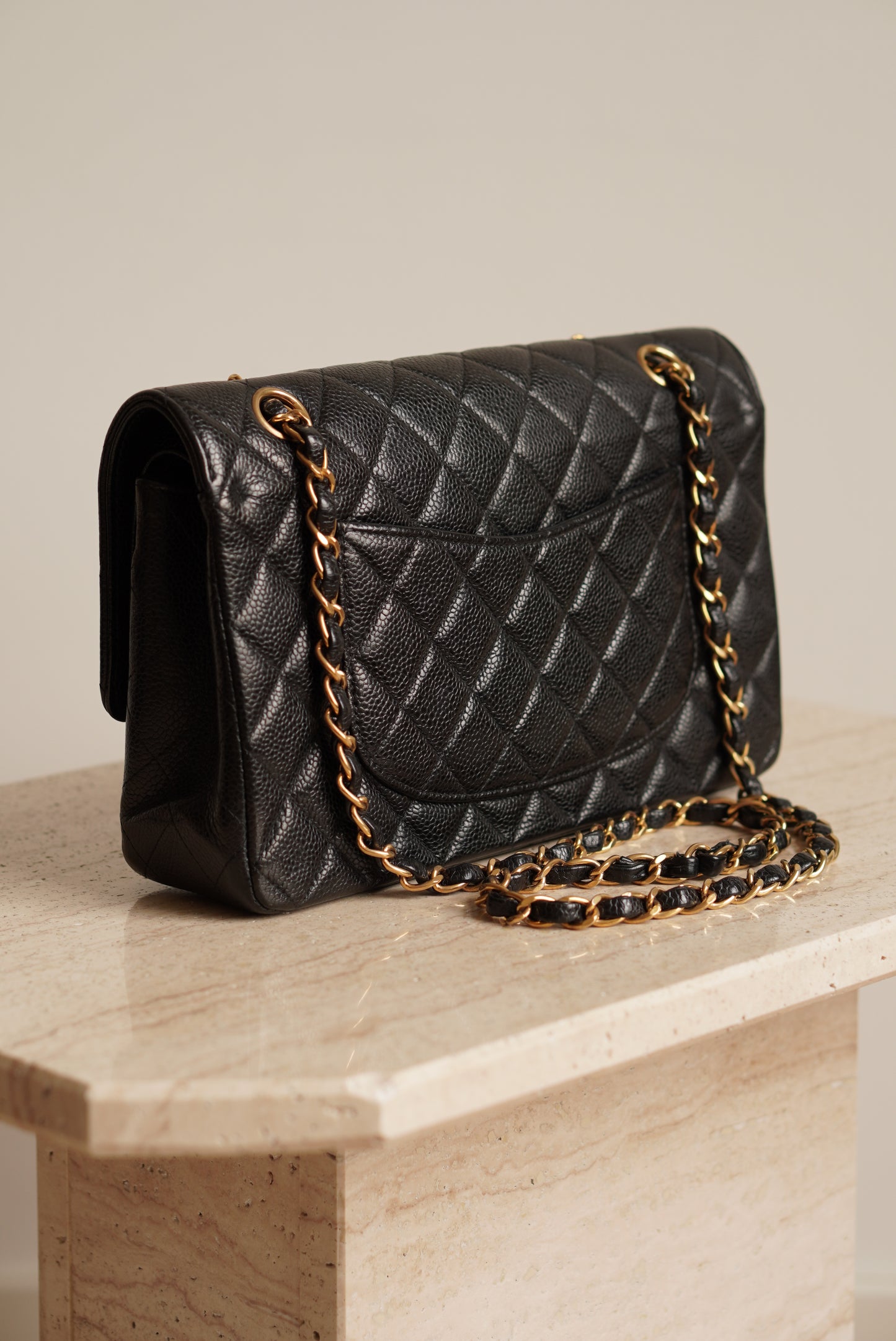 CHANEL CLASSIC MEDIUM DOUBLE FLAP