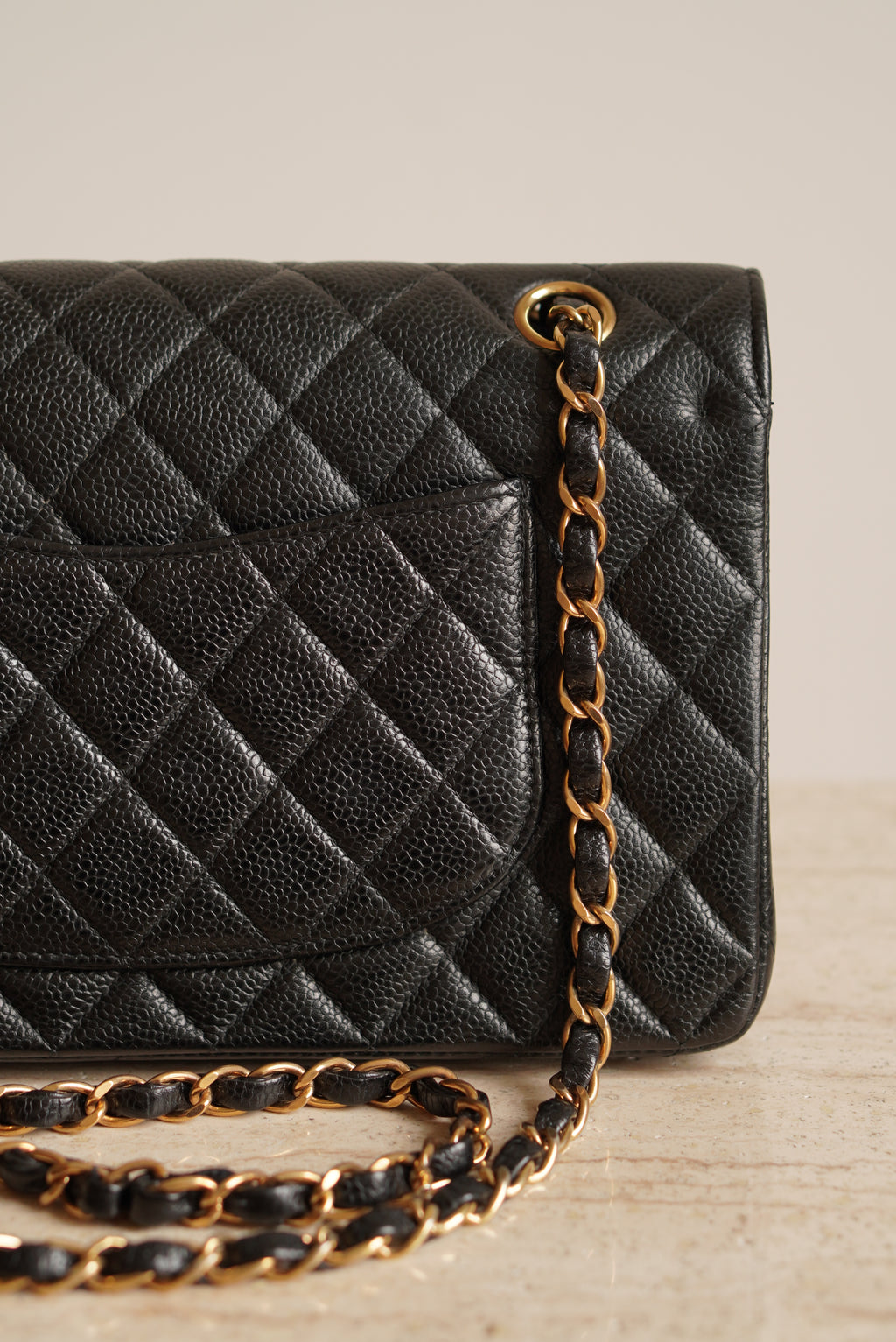 CHANEL CLASSIC MEDIUM DOUBLE FLAP