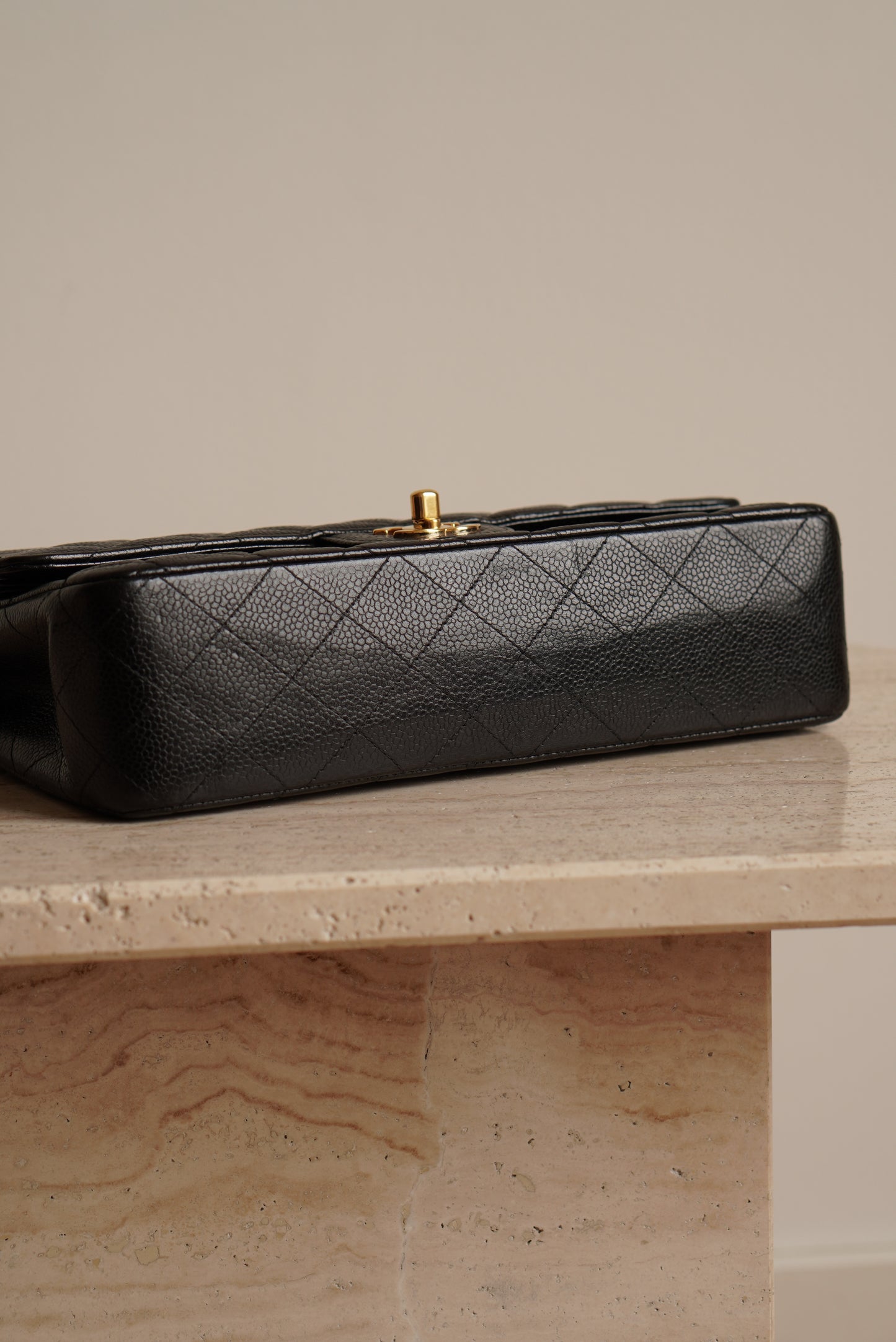 CHANEL CLASSIC MEDIUM DOUBLE FLAP