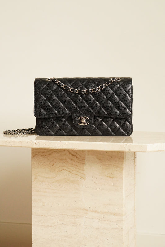 CHANEL CLASSIC MEDIUM DOUBLE FLAP | BLACK