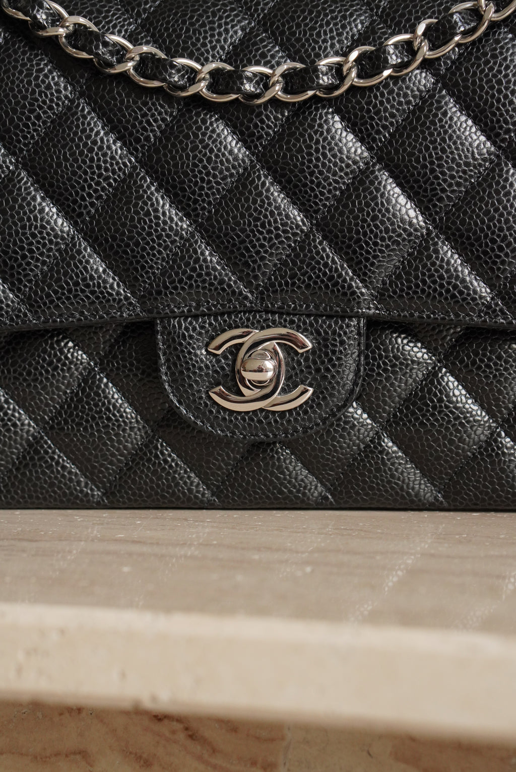 CHANEL CLASSIC MEDIUM DOUBLE FLAP | BLACK