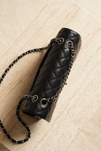 CHANEL CLASSIC MEDIUM DOUBLE FLAP | BLACK