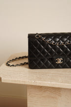 CHANEL CLASSIC MEDIUM DOUBLE FLAP | BLACK