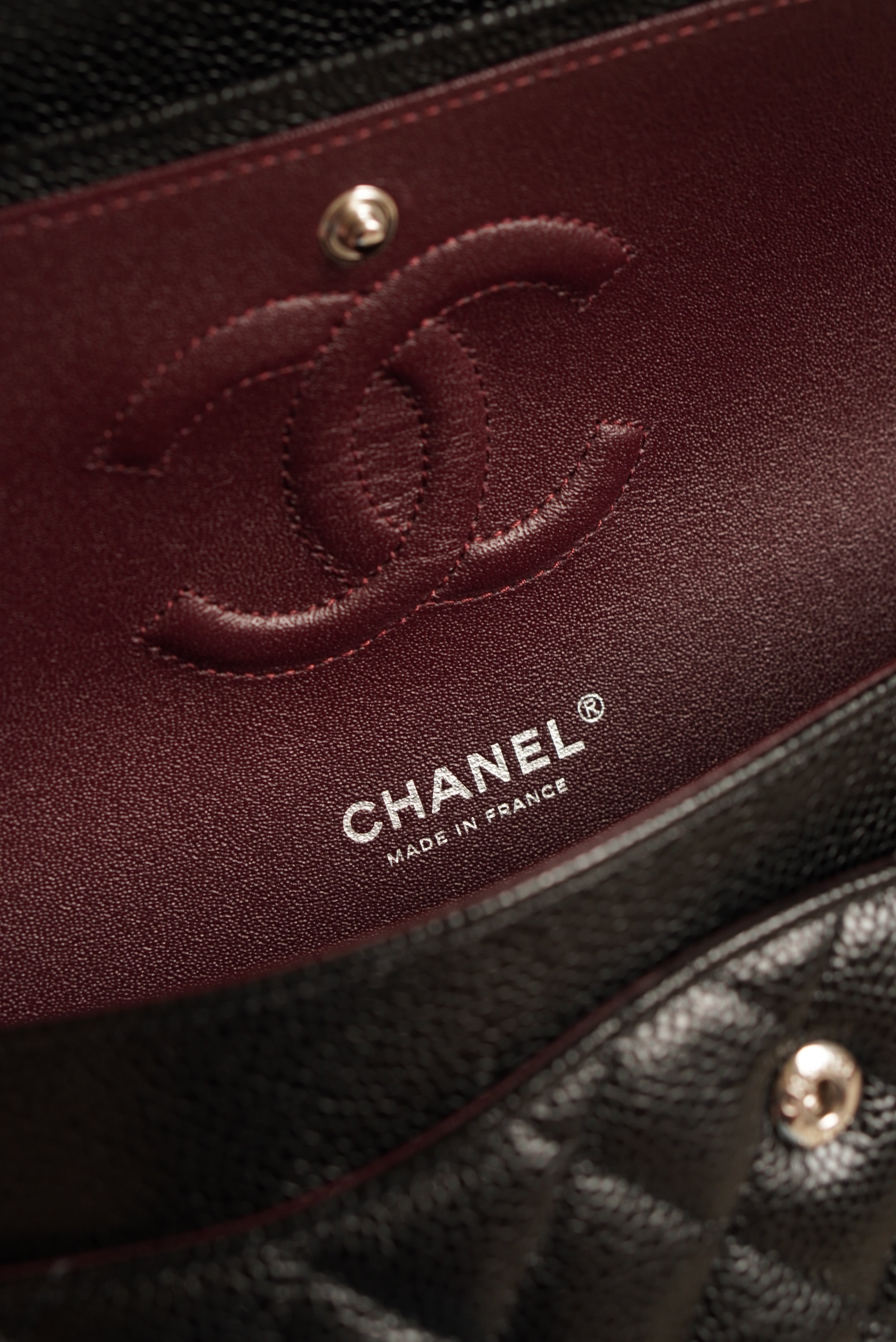 CHANEL CLASSIC MEDIUM DOUBLE FLAP | BLACK