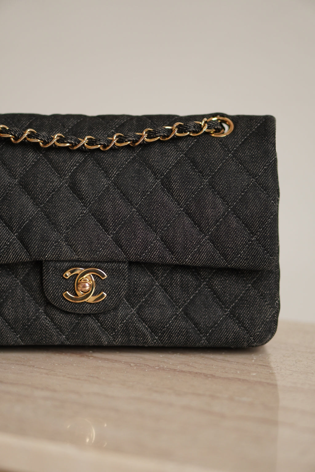 CHANEL CLASSIC MEDIUM DOUBLE FLAP | BLACK DENIM